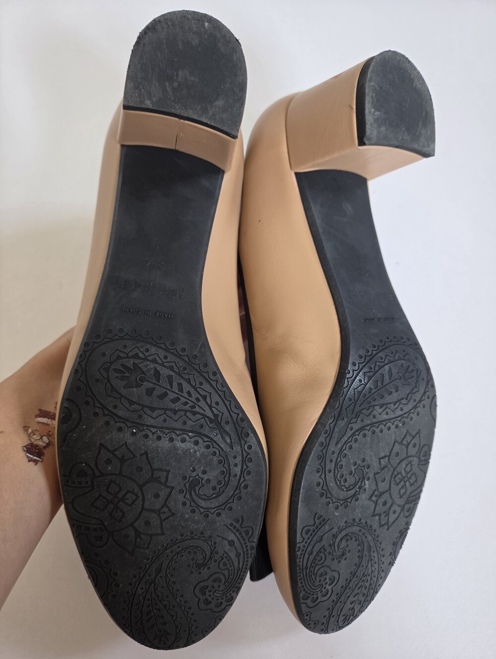 Jon Josef Debra Nude Black Bow Leather Mid Heel Pump block heel size 8.5 - Picture 8 of 8